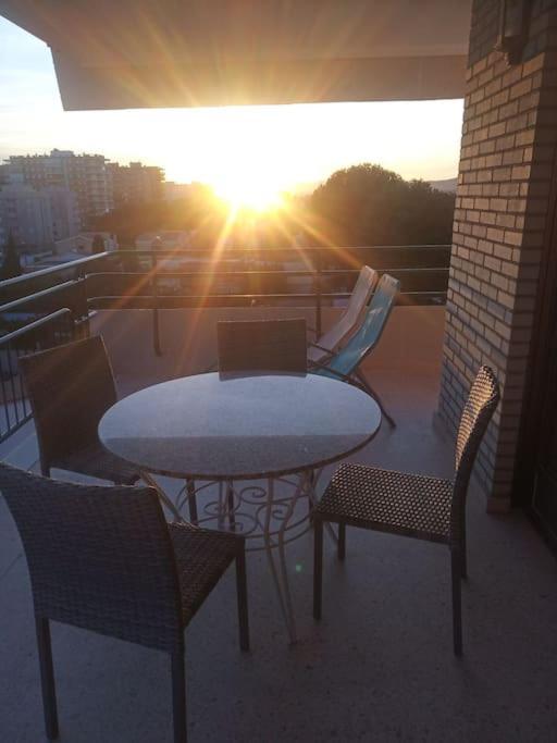 Apartamento Con Vistas Al Mar Y Buena Ubicacion Беникасим Экстерьер фото